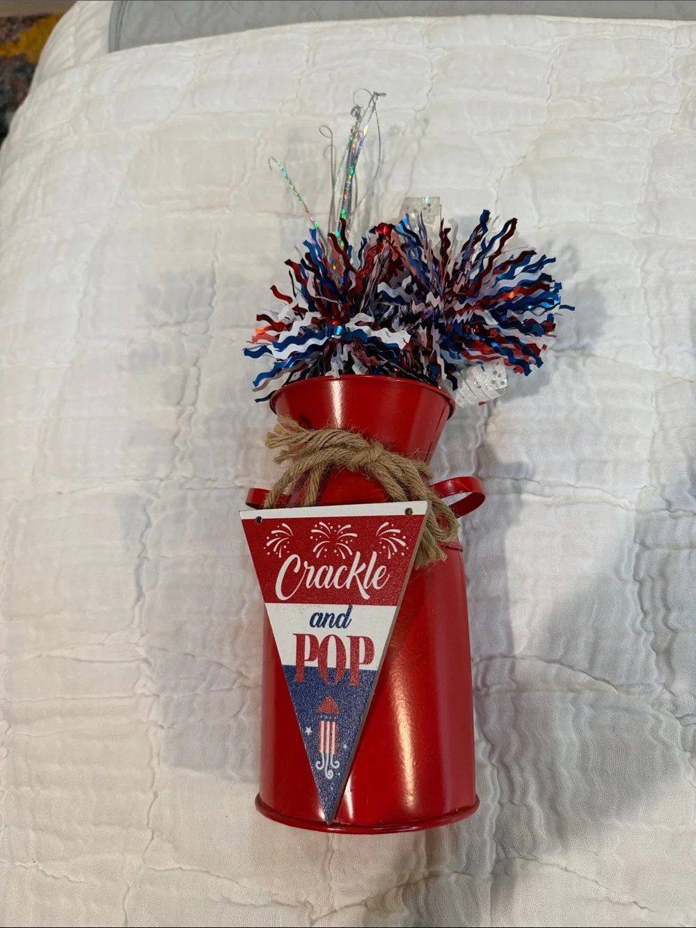 Patriotic 'Crackle and Pop' Red Metal Centerpiece - Home Party Supplies